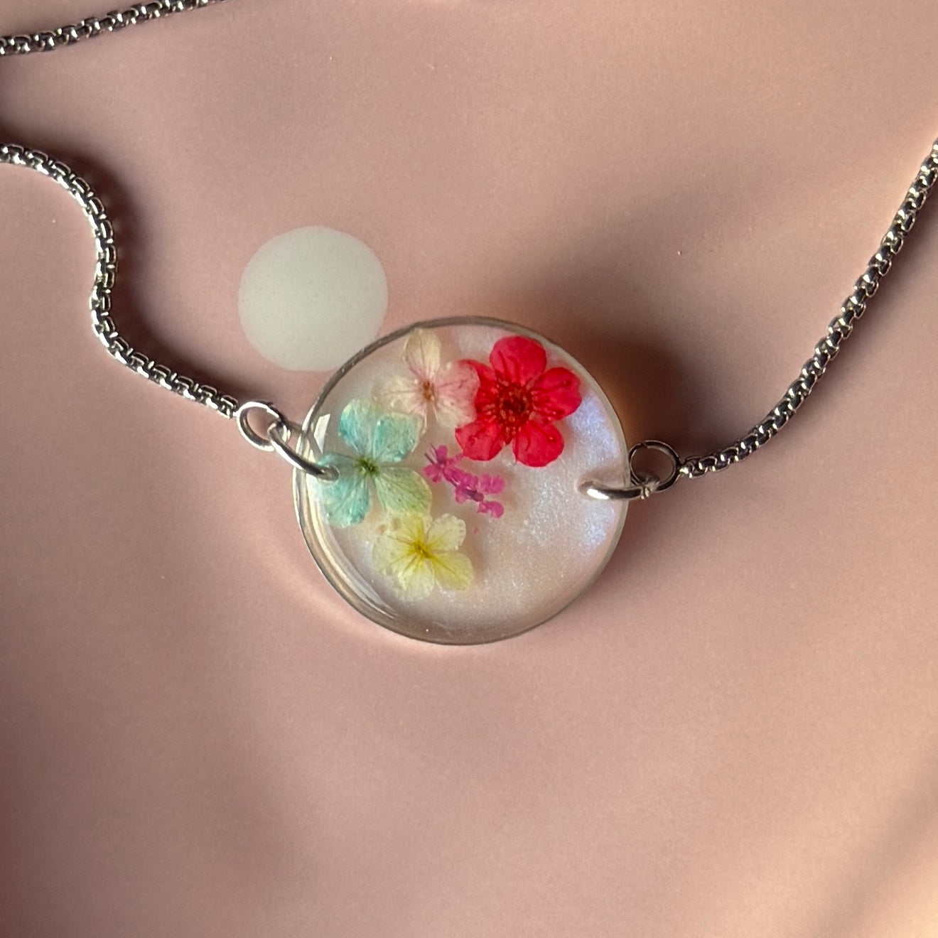 Bracelet réglable en acier inoxydable & fleurs naturelles séchées 🌸